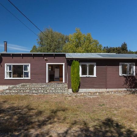 Southern Lakes Sweetie - Albert Town Bach Wanaka Esterno foto
