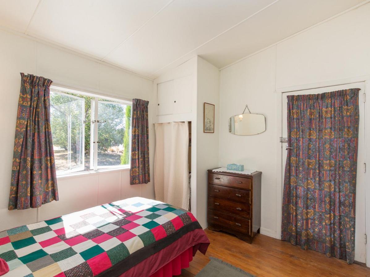 Southern Lakes Sweetie - Albert Town Bach Wanaka Esterno foto