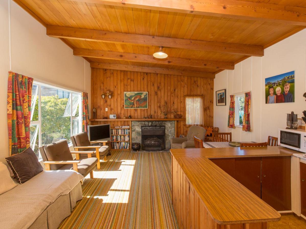 Southern Lakes Sweetie - Albert Town Bach Wanaka Esterno foto