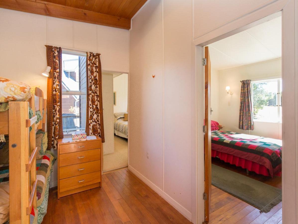 Southern Lakes Sweetie - Albert Town Bach Wanaka Esterno foto